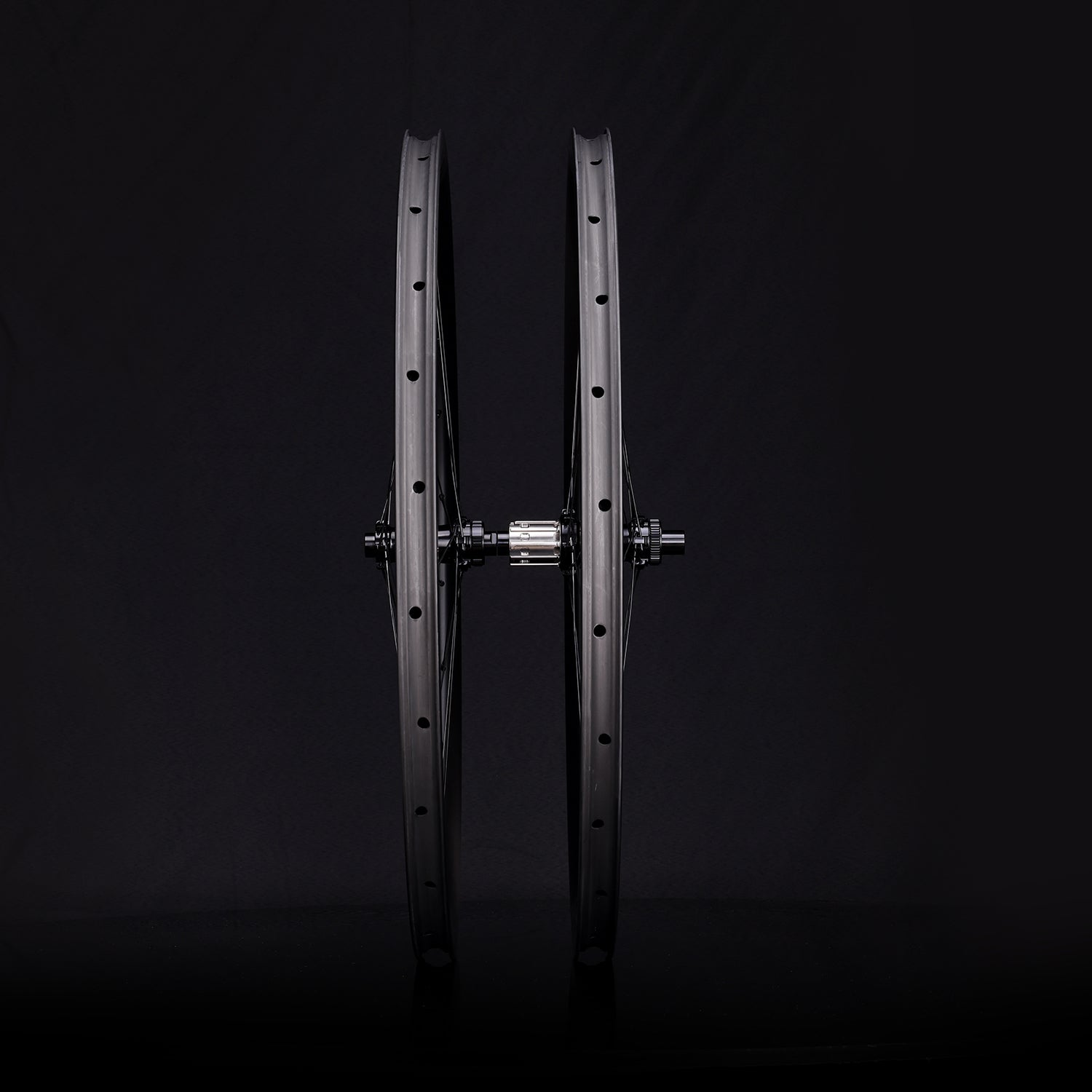 ICAN AERO 40 II disc wheels with upgraded rim profile and D91 hubs