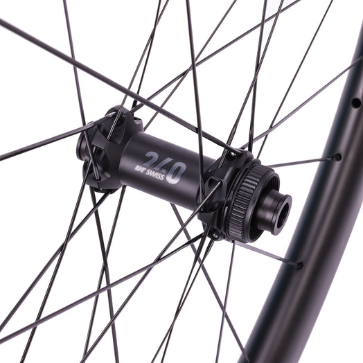 ICAN hooked gravel wheels 70C G24 SL with DT Swiss hubs