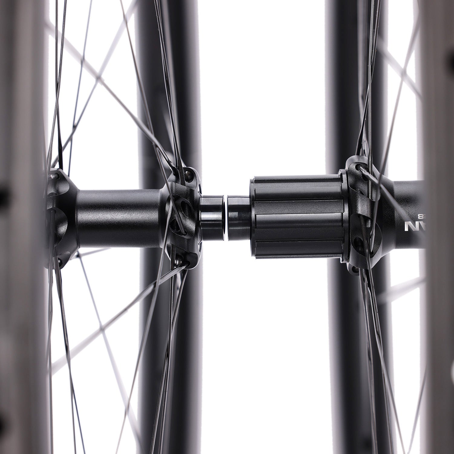 ICAN 700C G50 gravel wheels with DT-like ratchet system